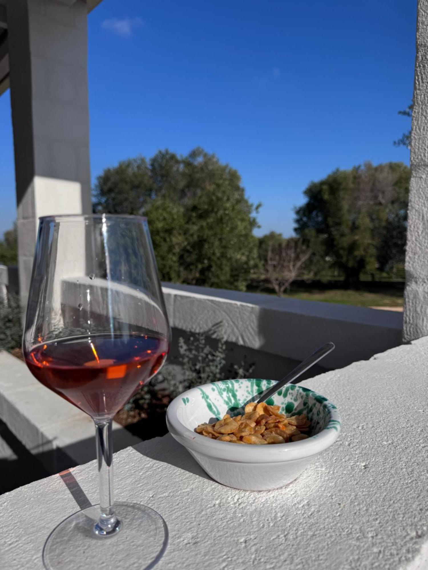 Tenuta Amostuni-Country House Luaran gambar