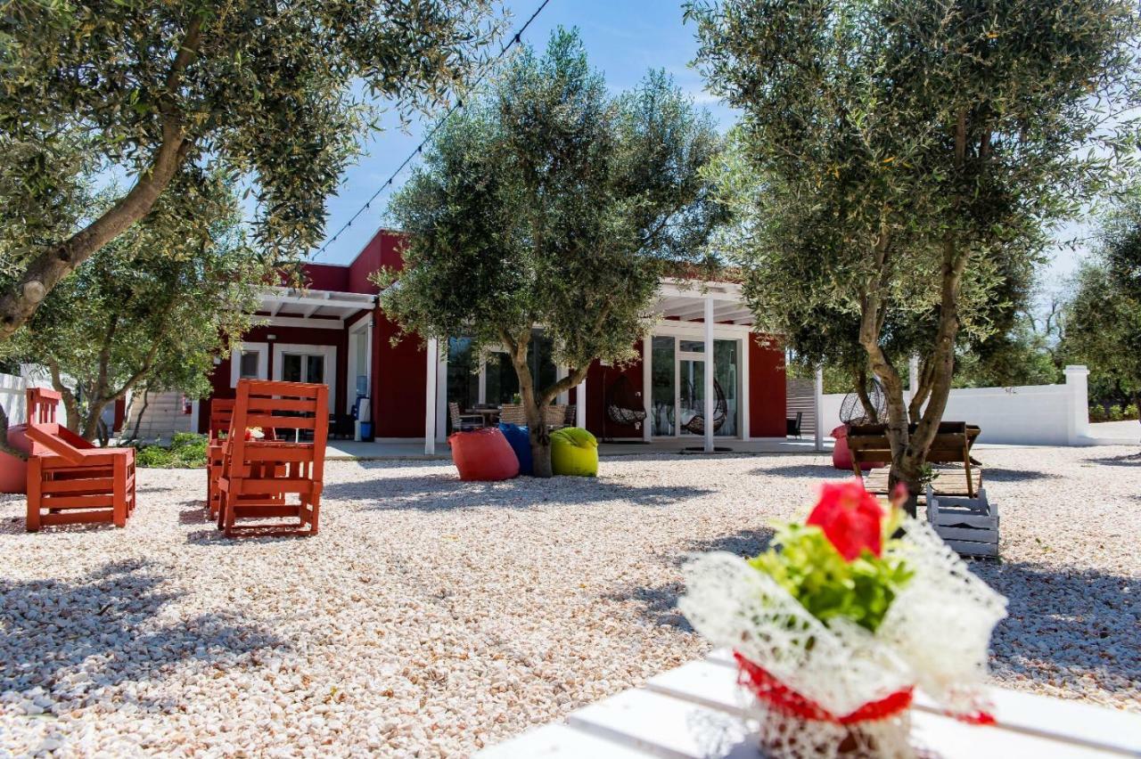 Tenuta Amostuni-Country House Luaran gambar